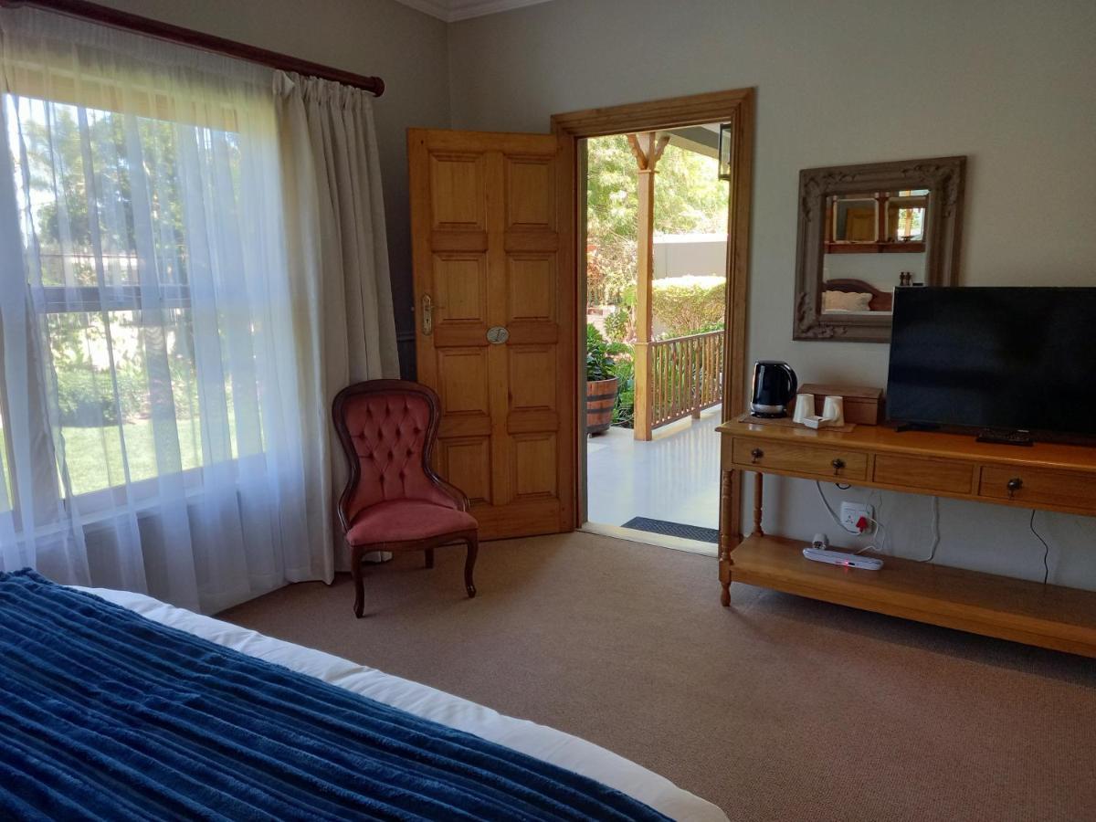 La Pension Guest House Оудсхорн Экстерьер фото