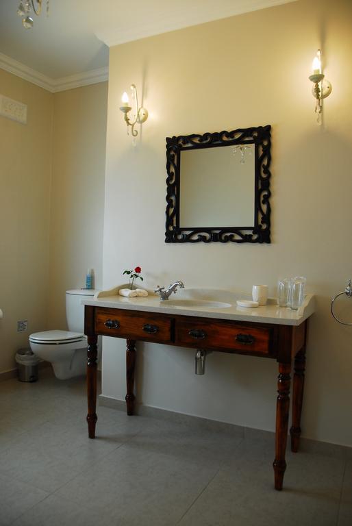 La Pension Guest House Оудсхорн Номер фото