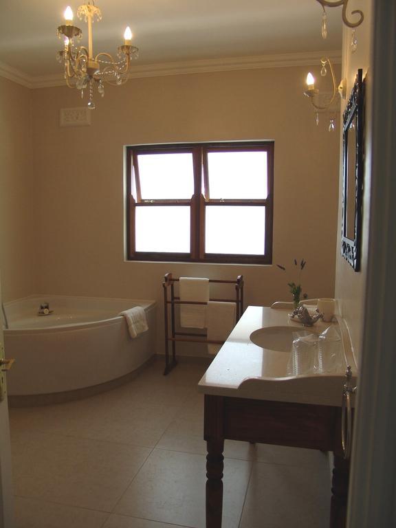La Pension Guest House Оудсхорн Номер фото